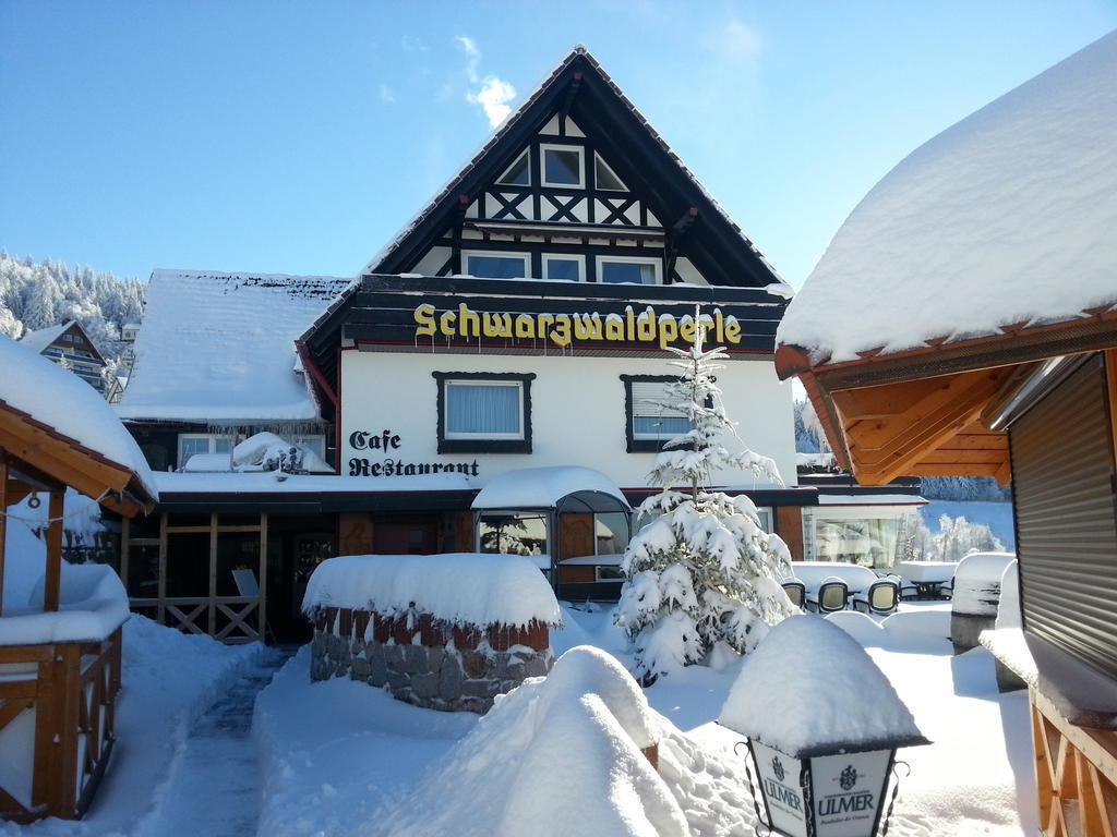 Hotel-Berggasthof Schwarzwaldperle Sasbachwalden Exterior foto