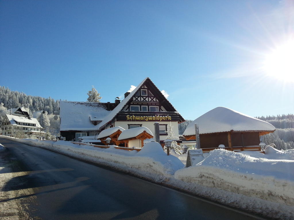 Hotel-Berggasthof Schwarzwaldperle Sasbachwalden Exterior foto