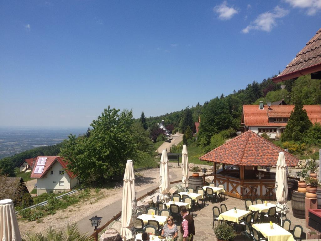 Hotel-Berggasthof Schwarzwaldperle Sasbachwalden Exterior foto