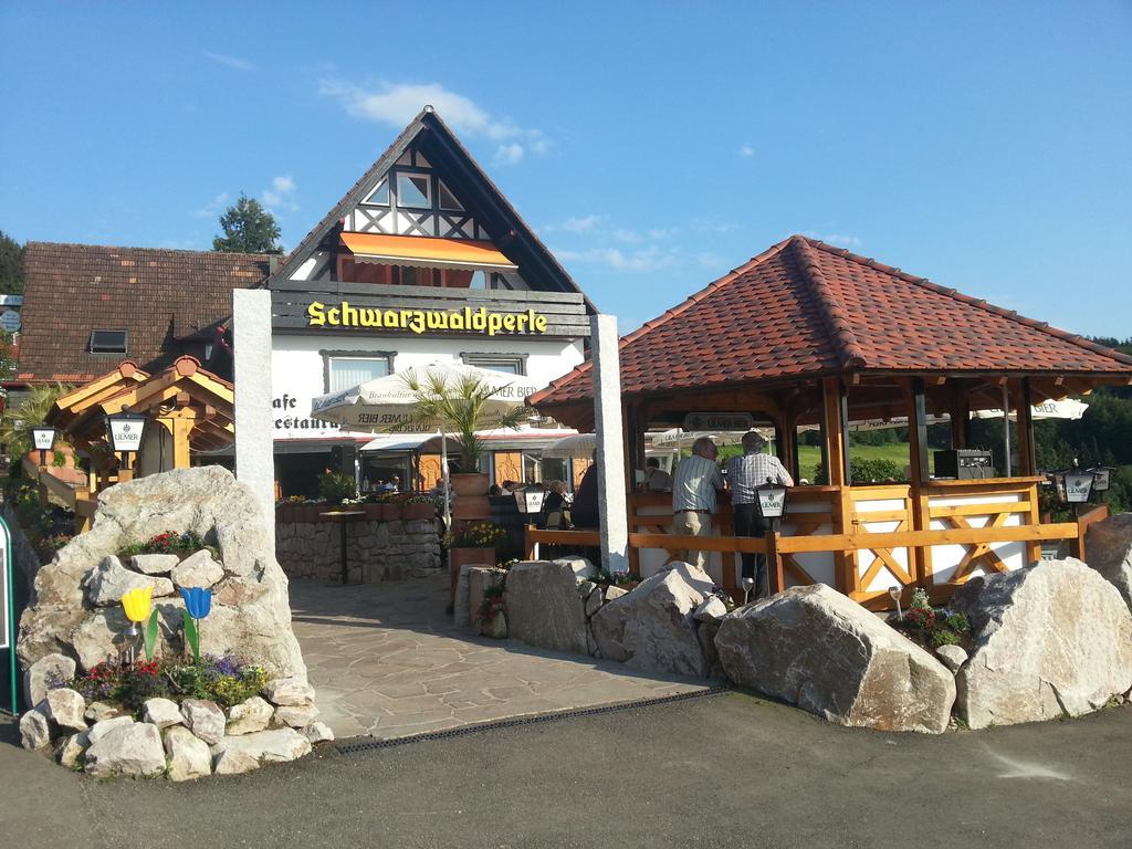 Hotel-Berggasthof Schwarzwaldperle Sasbachwalden Exterior foto